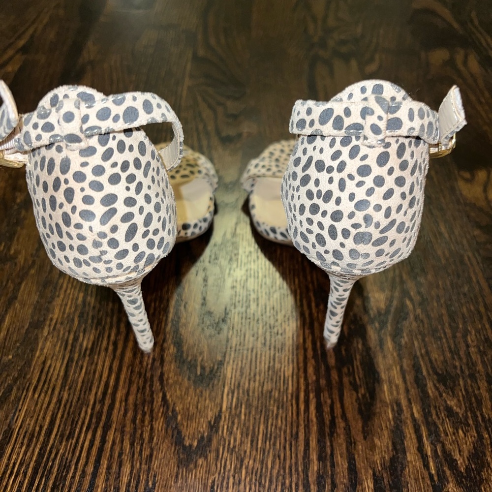 Leopard Heels - Picture 5 of 6